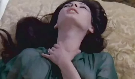 عمه بالغ با گربه دانلود تصویری سکسی مودار