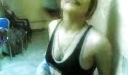 شوهر دید که همسر زرق و برق دار خود آیدرا فاکس دانلود بهترین فیلم سکسی دنیا در حال لعنتی و صورت است.