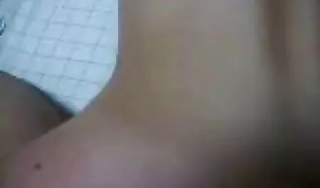دختر کوچک فریب خورد دانلود پشت صحنه سکسی